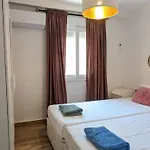 Nuevo Al Lado De La Playa